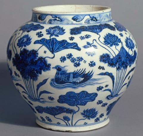 Guan jar China, Jiangxi Province, Yuan Dynasty (1279-1368)